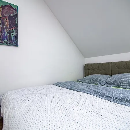 Apartman Andjelin 33 *