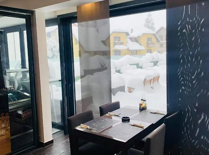 アパート Andjelin 33