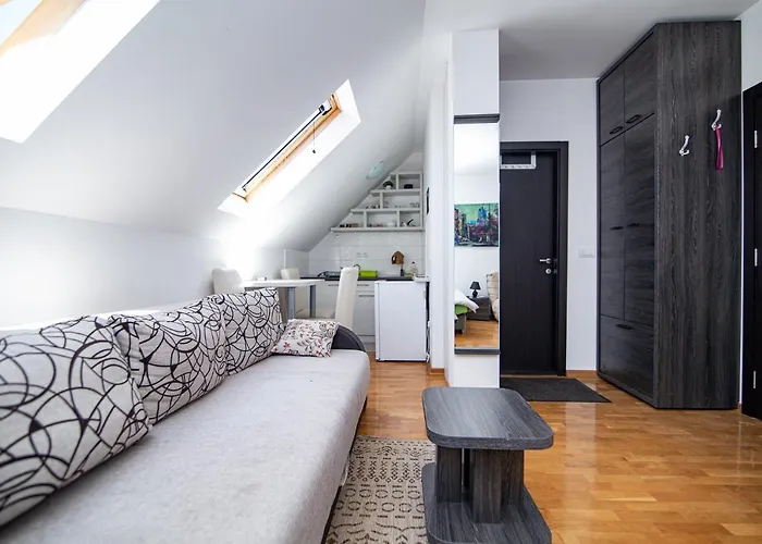 Andjelin 33 アパート