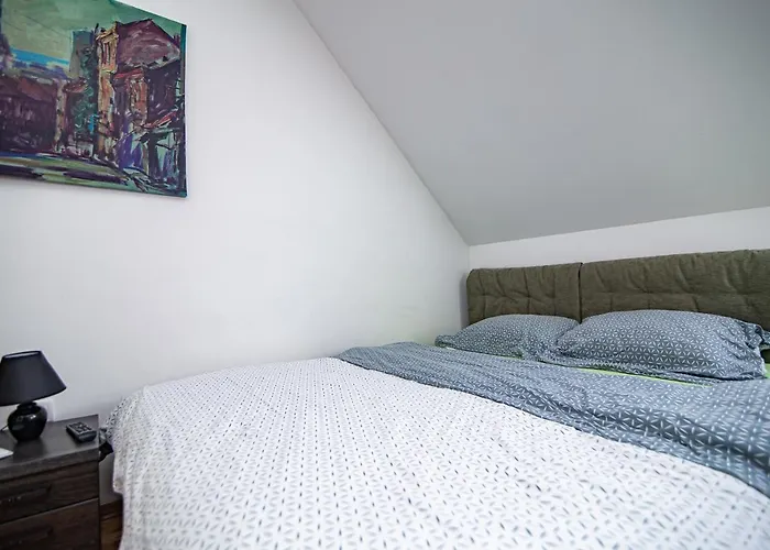 アパート Andjelin 33 *