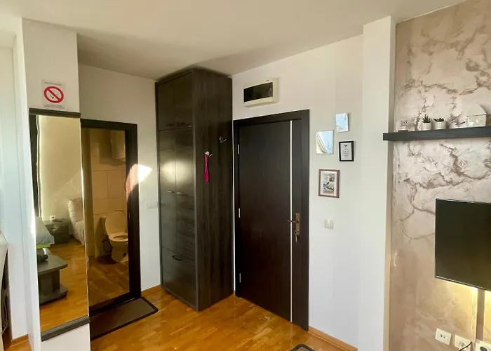 Andjelin 33 アパート *