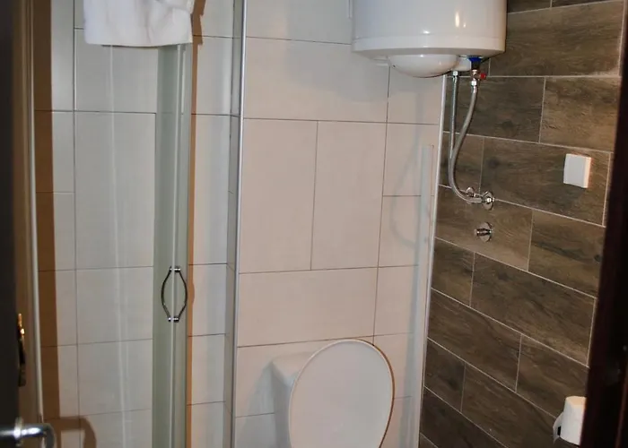 Andjelin 33 ズラティボール